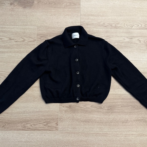 (SOLD) Aritzia Wilfred Merino Wool Next Door Sweater - Picture 3 of 6